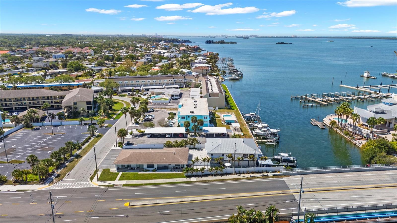 DUNEDIN CAUSEWAY CENTER - Commercial Sale