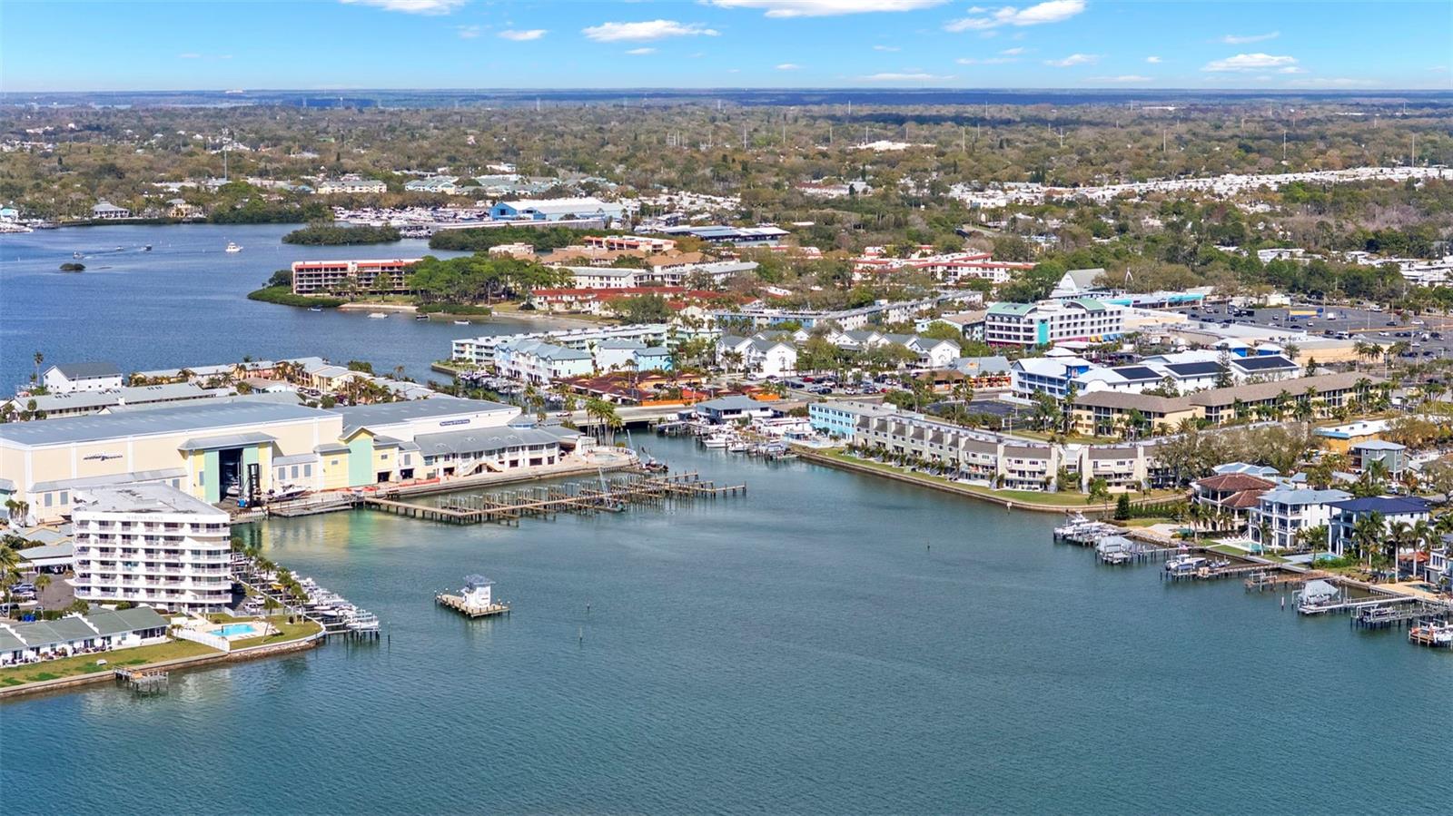 DUNEDIN CAUSEWAY CENTER - Commercial Sale