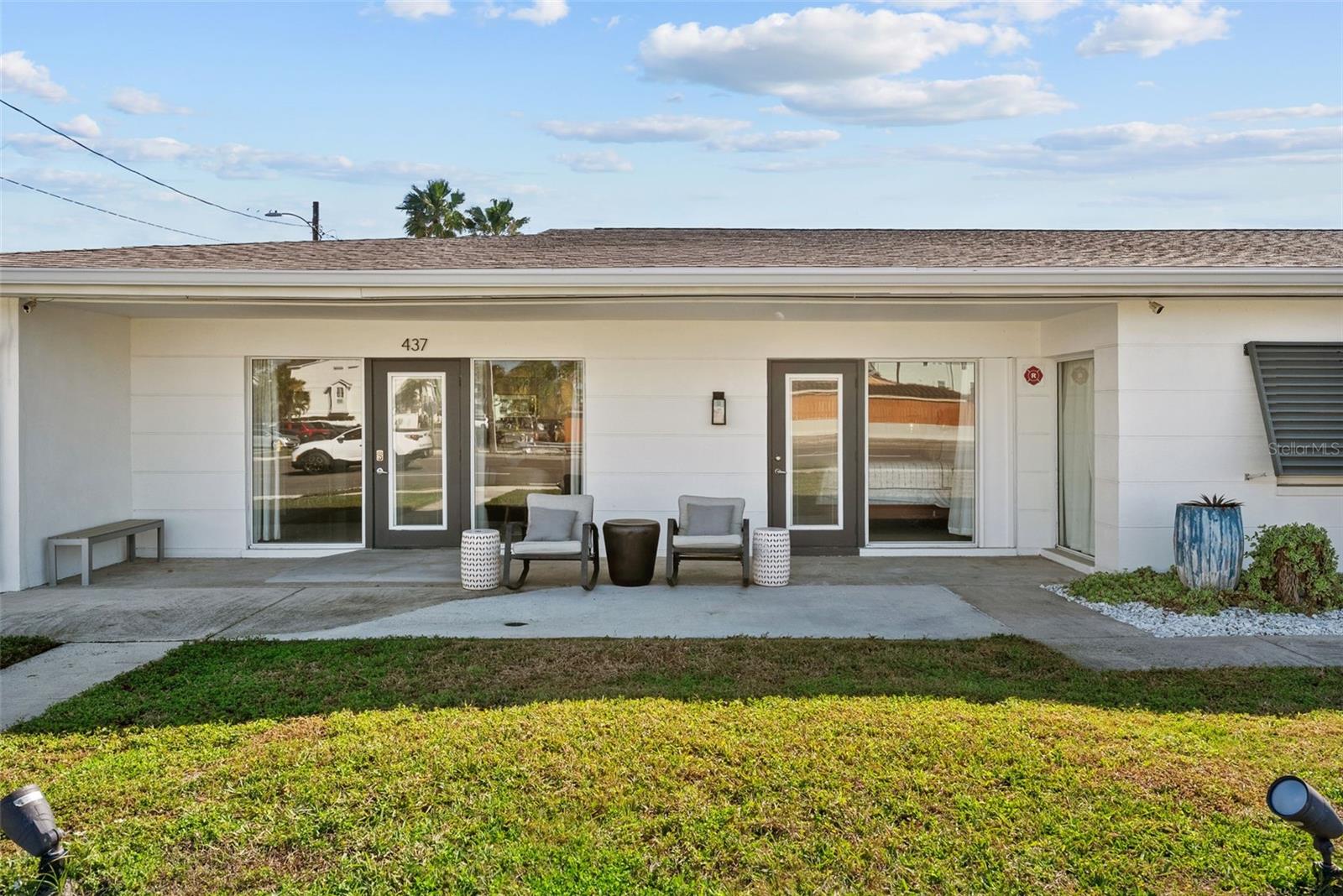 DUNEDIN CAUSEWAY CENTER - Commercial Sale