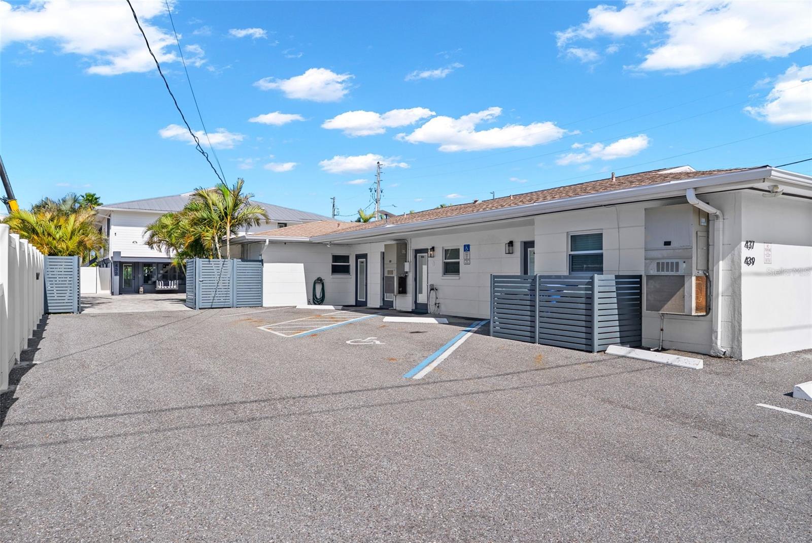 DUNEDIN CAUSEWAY CENTER - Commercial Sale
