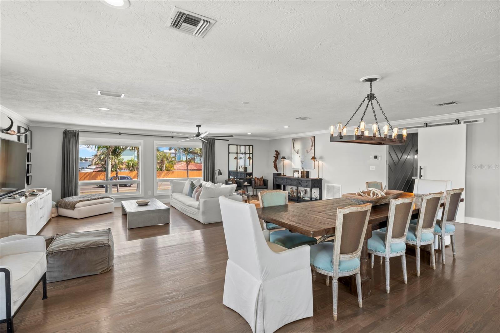 DUNEDIN CAUSEWAY CENTER - Commercial Sale
