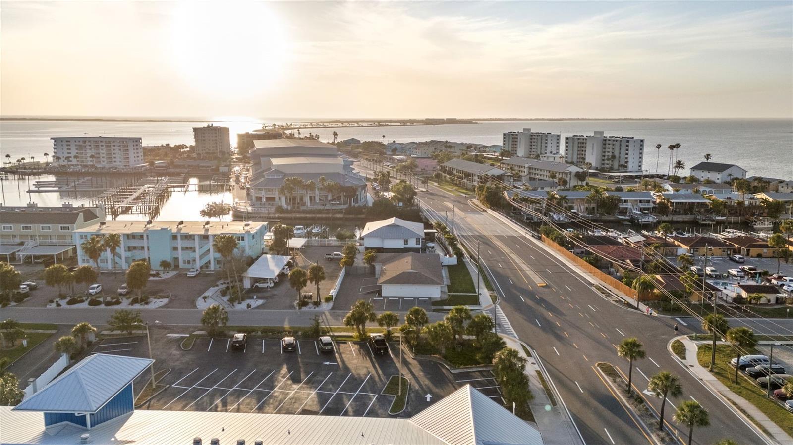 DUNEDIN CAUSEWAY CENTER - Commercial Sale