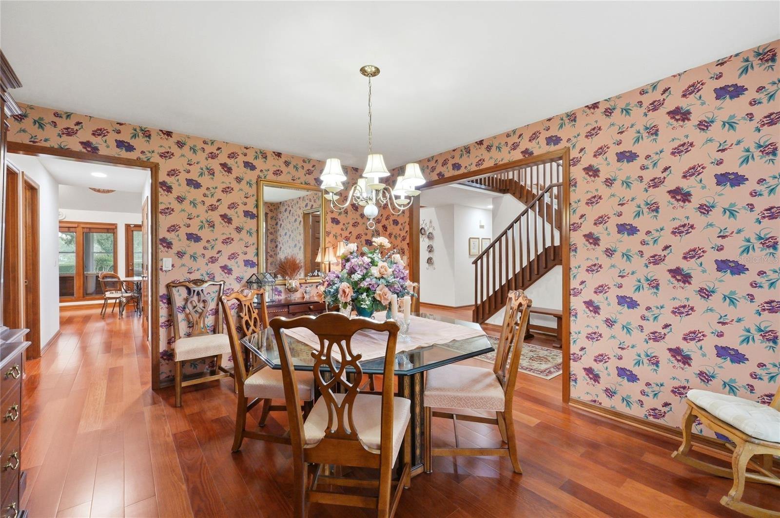 STONEGATE - Residential