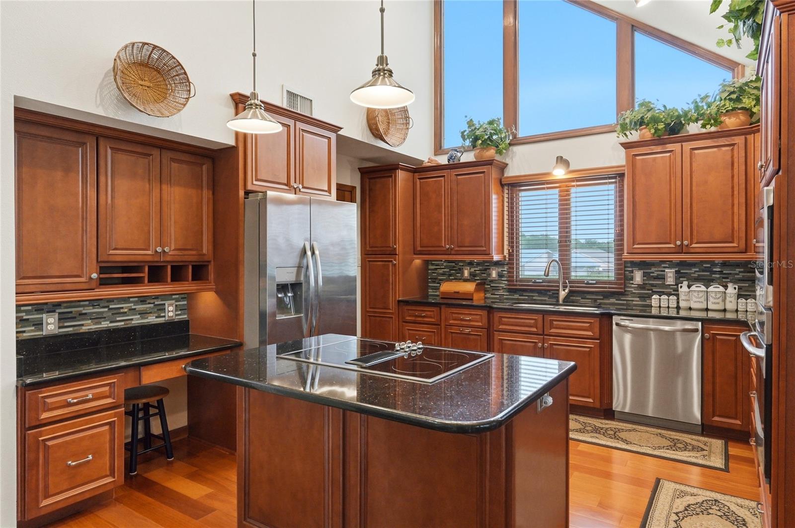 STONEGATE - Residential