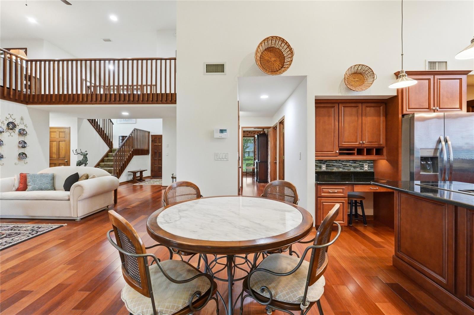 STONEGATE - Residential