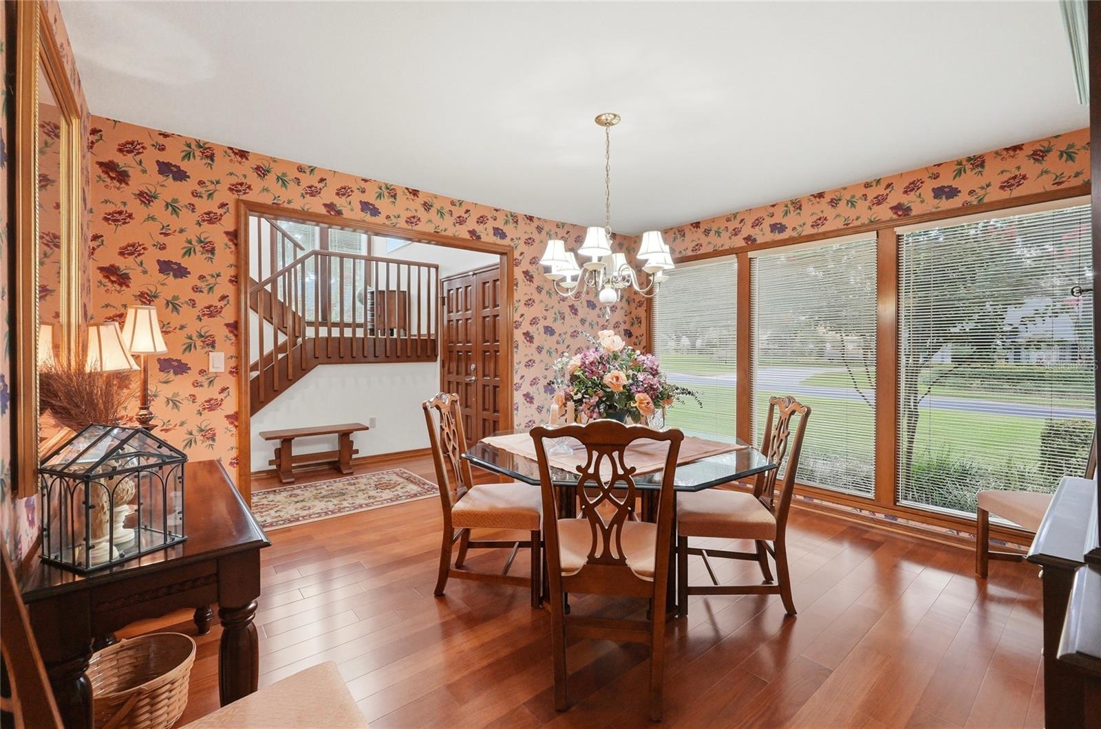 STONEGATE - Residential