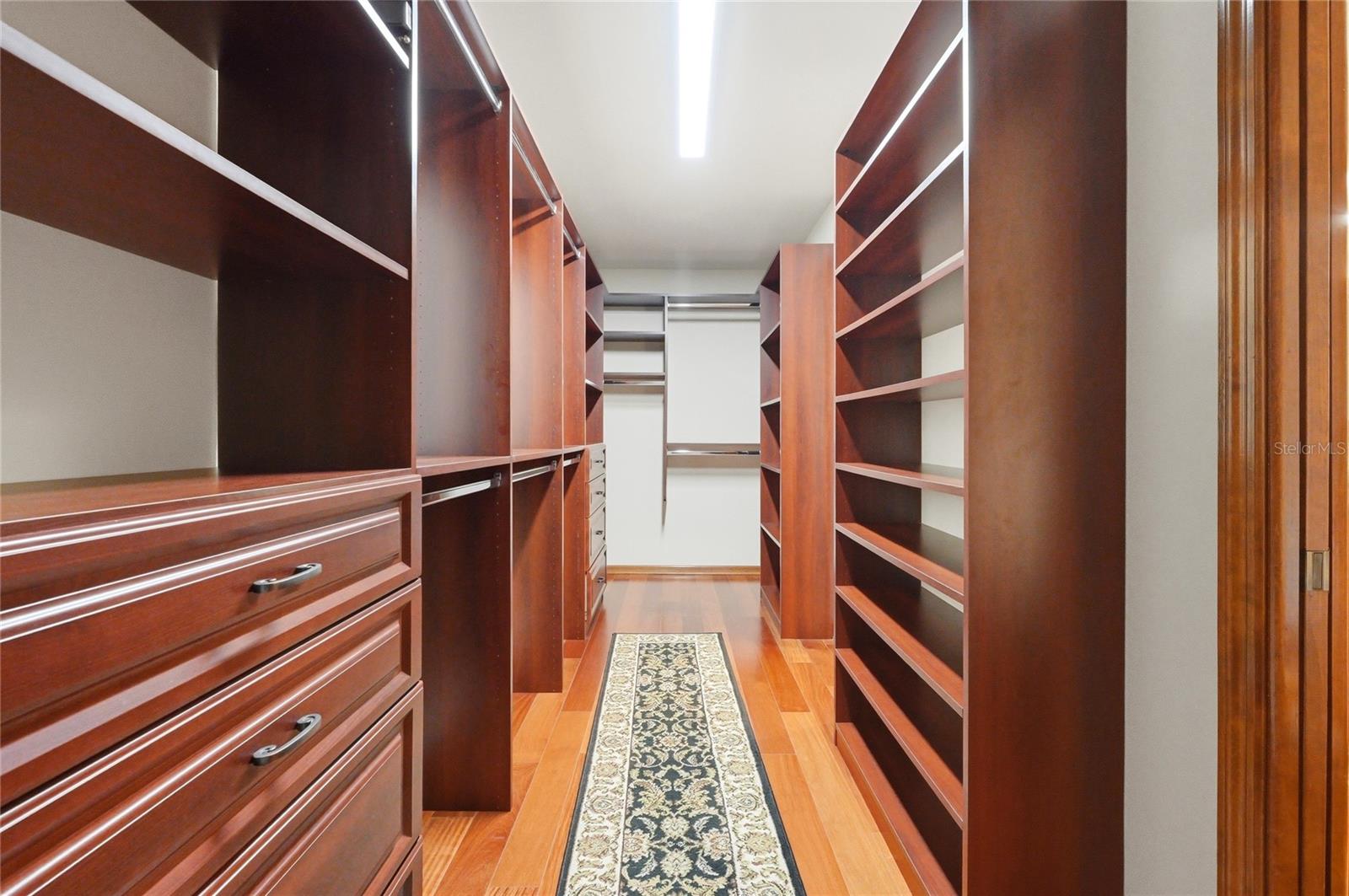 STONEGATE - Residential