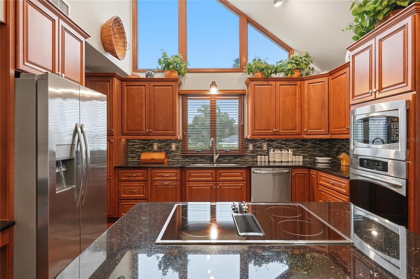 STONEGATE - Residential