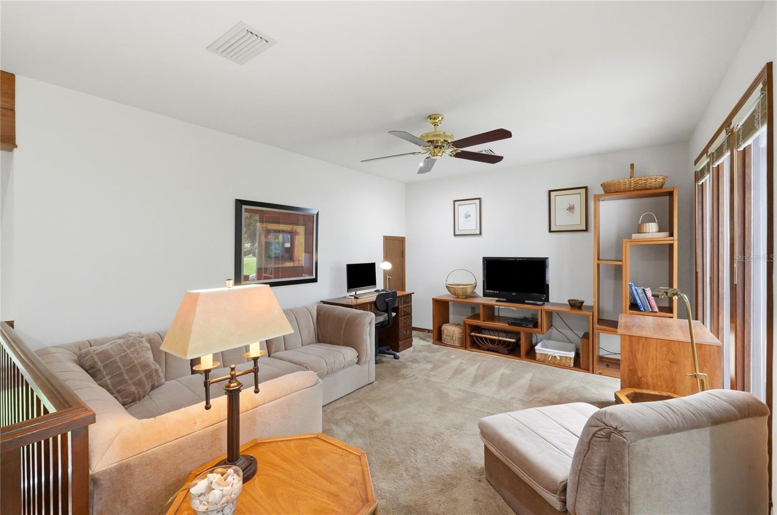 STONEGATE - Residential