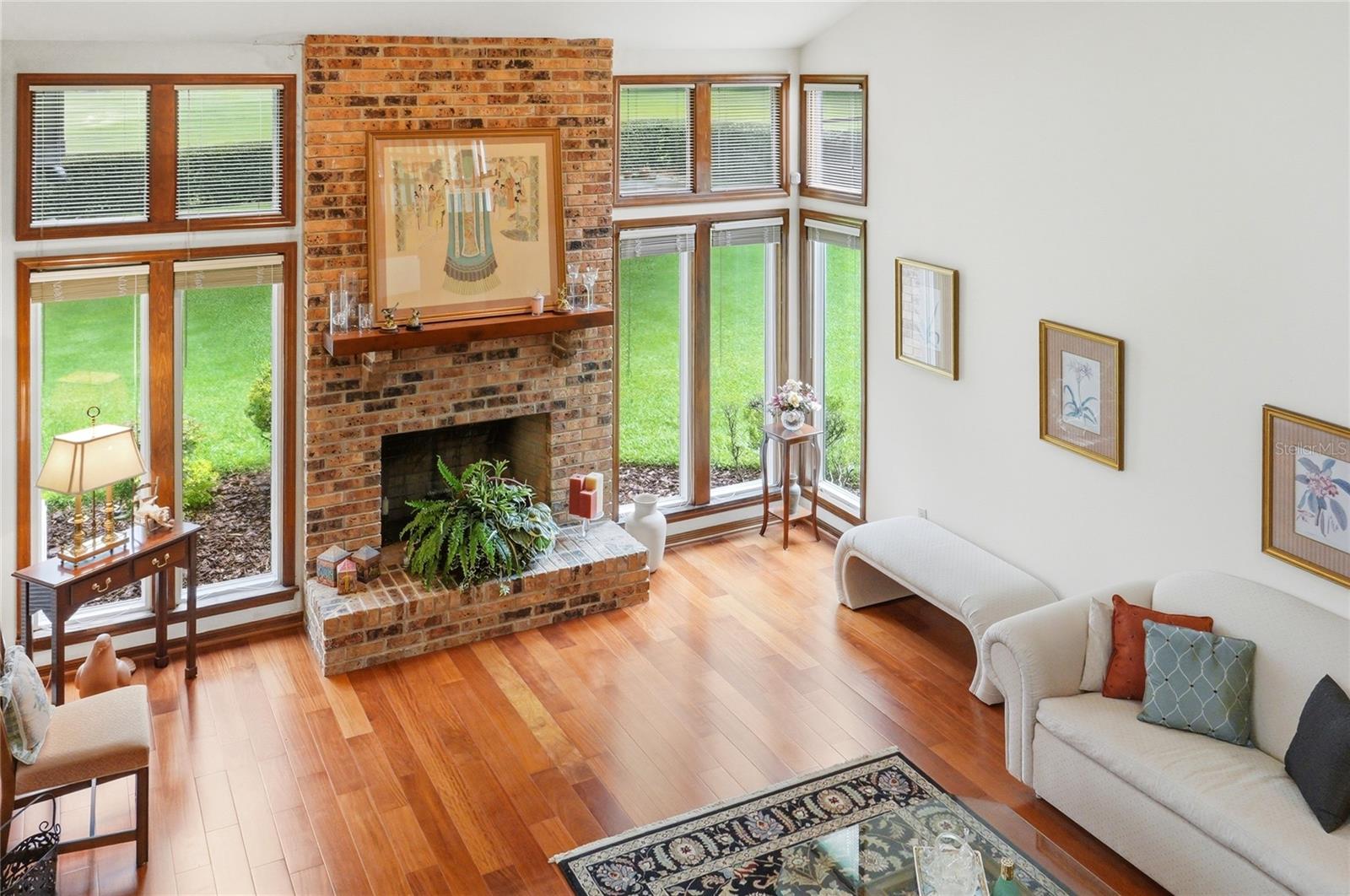 STONEGATE - Residential