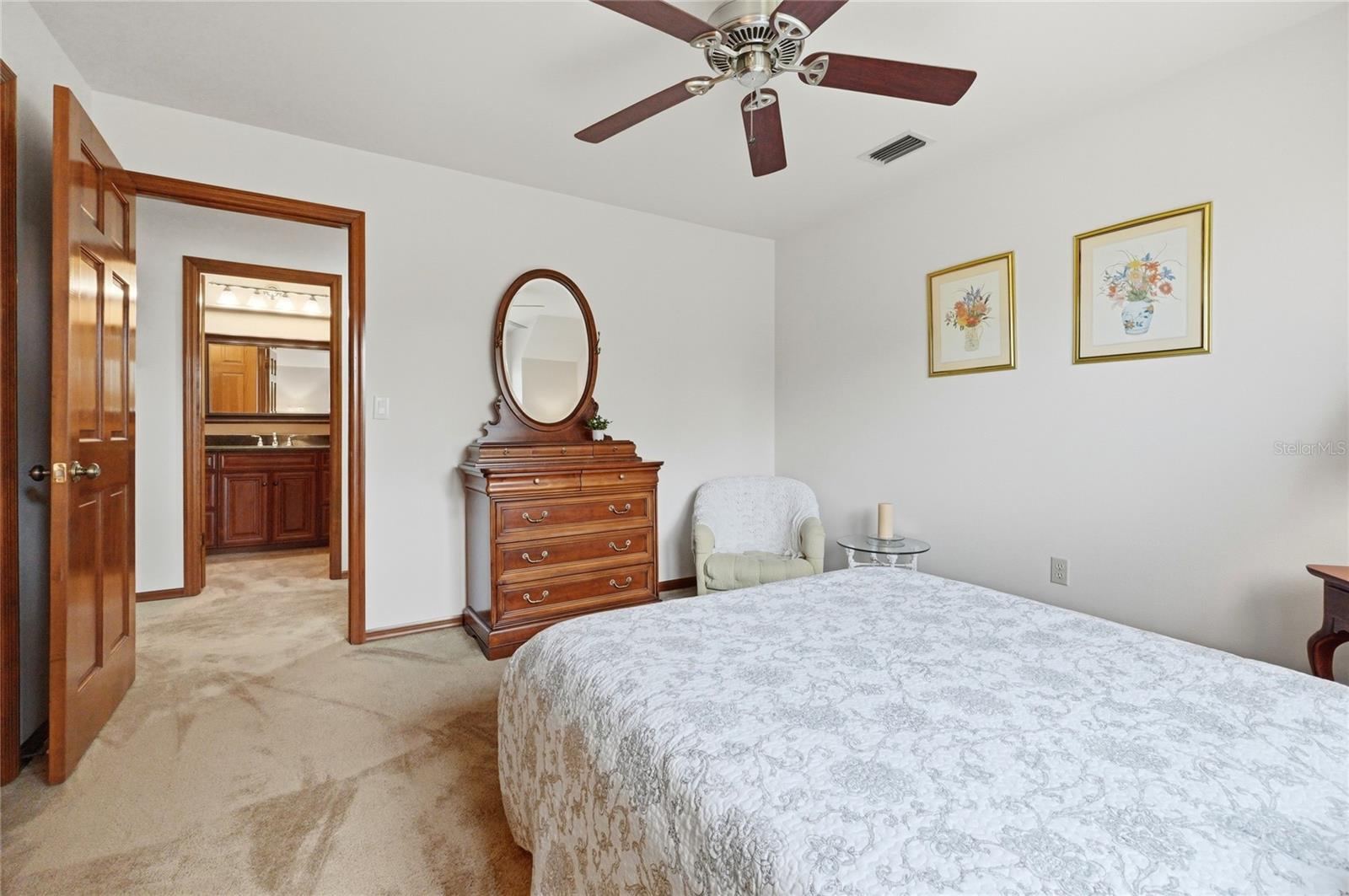 STONEGATE - Residential