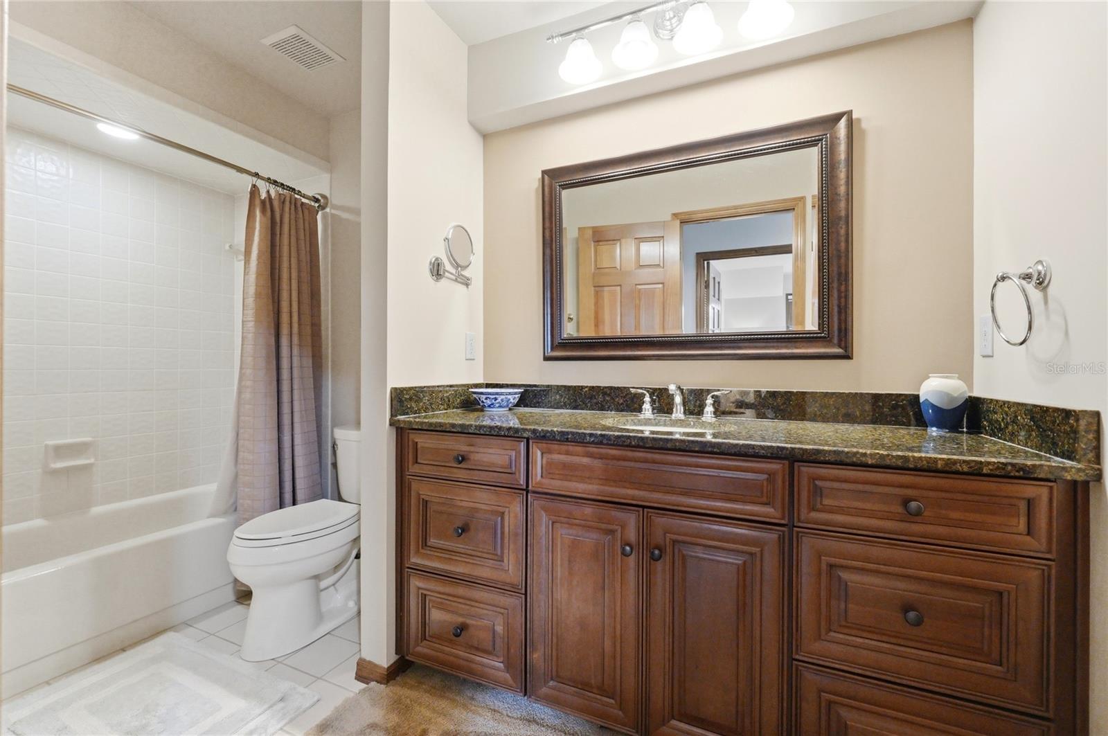 STONEGATE - Residential