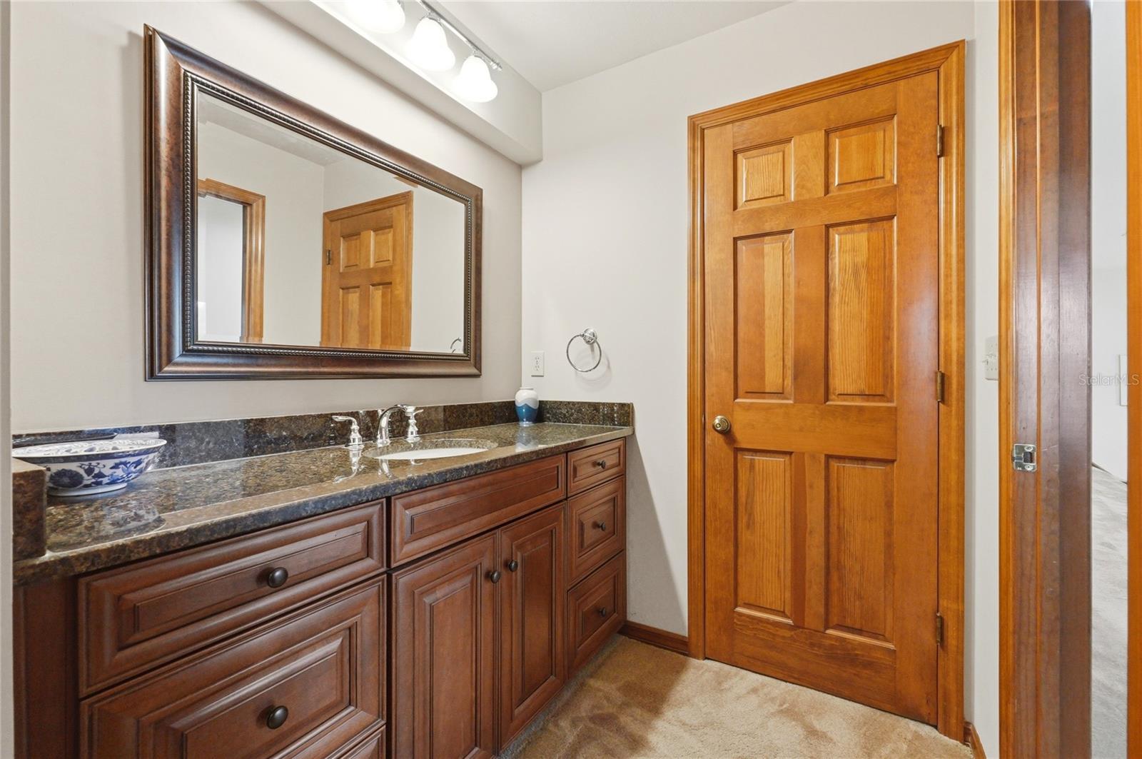 STONEGATE - Residential