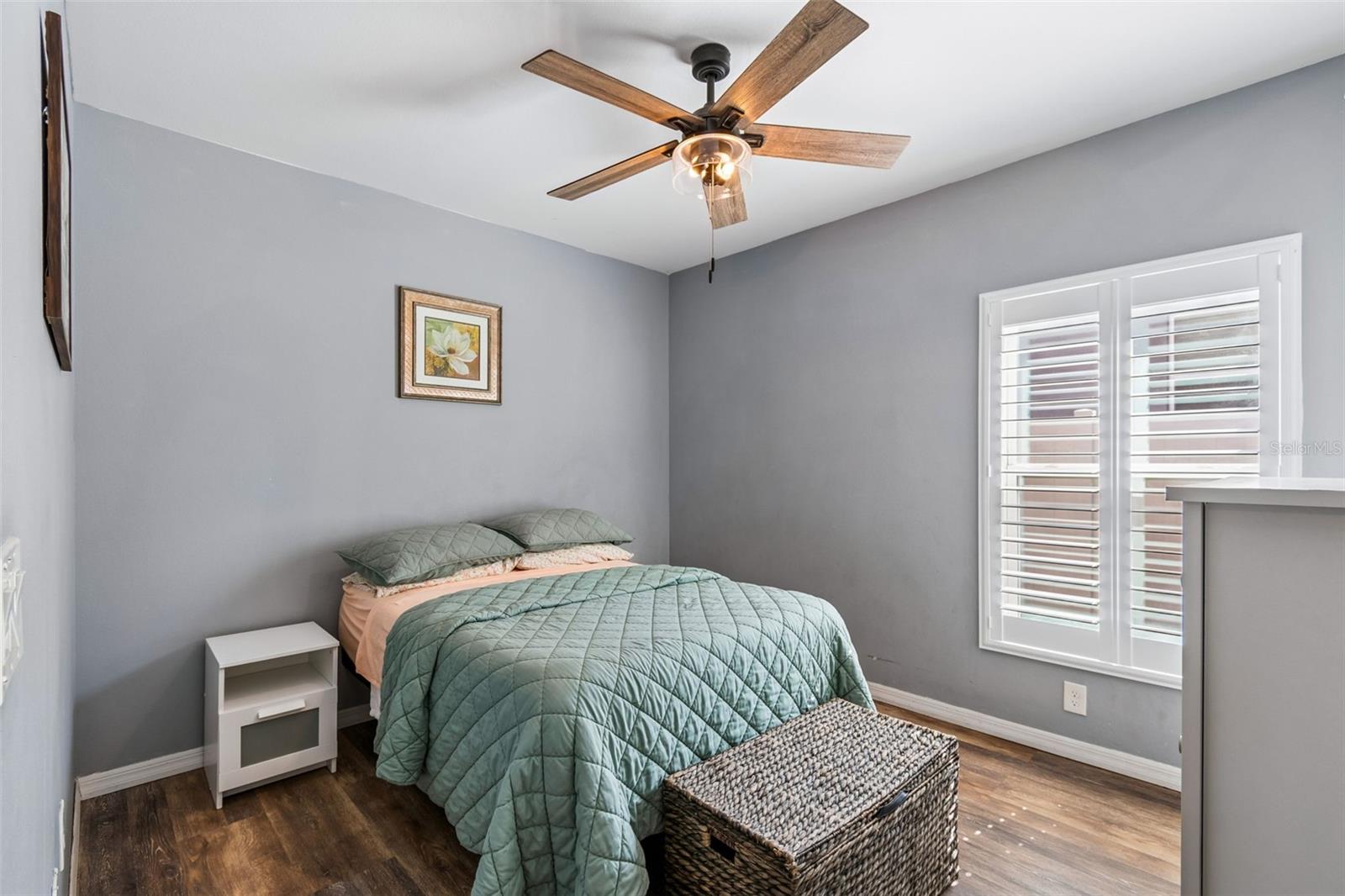 COUNTRY CLUB VILLAGE - Residential Lease