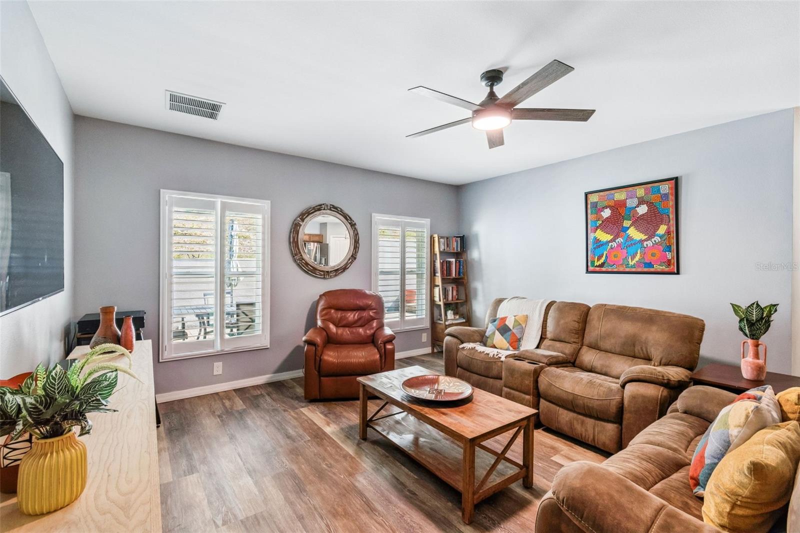 COUNTRY CLUB VILLAGE - Residential Lease