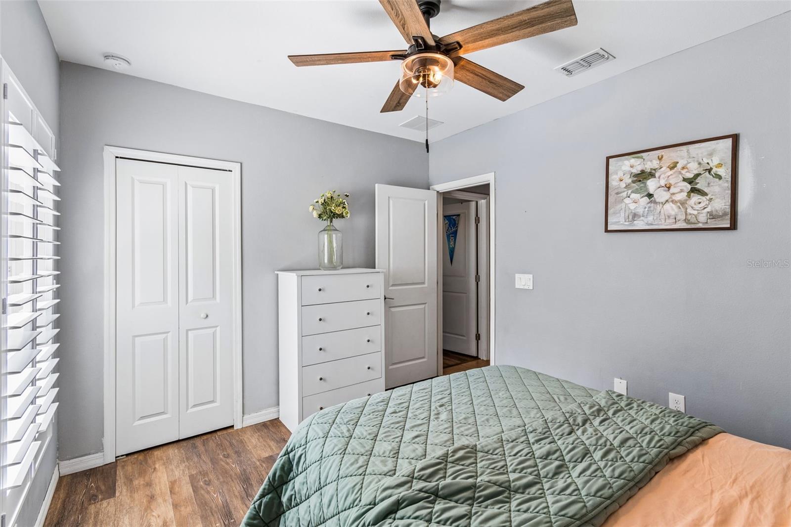COUNTRY CLUB VILLAGE - Residential Lease
