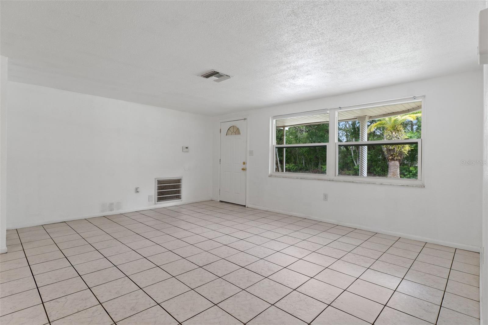 WEEKI WACHEE WOODLANDS - Residential