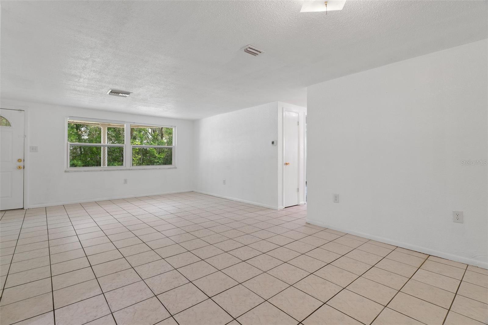 WEEKI WACHEE WOODLANDS - Residential
