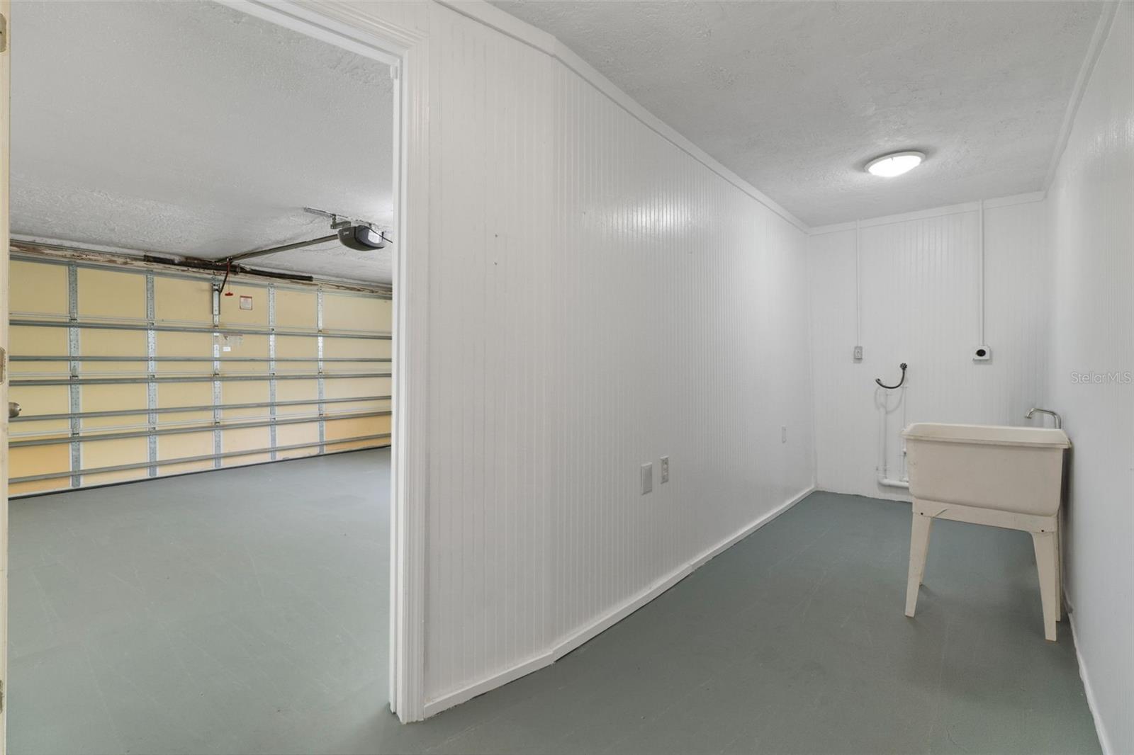 WEEKI WACHEE WOODLANDS - Residential