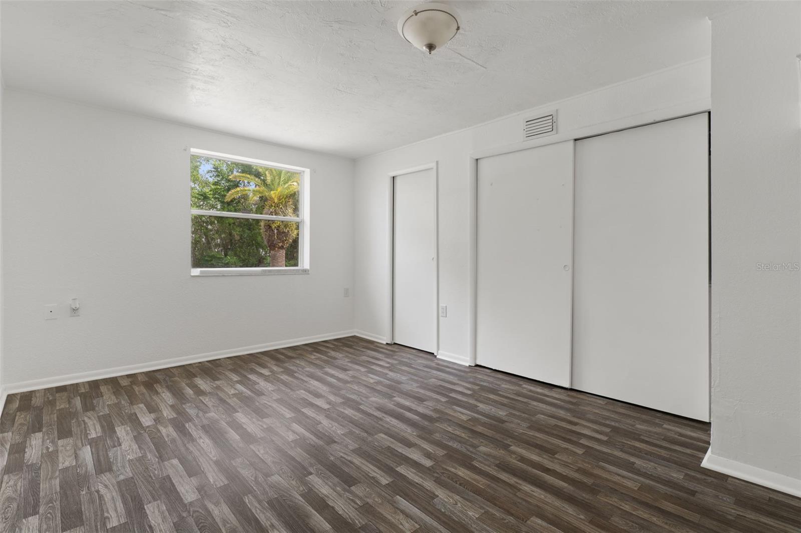 WEEKI WACHEE WOODLANDS - Residential