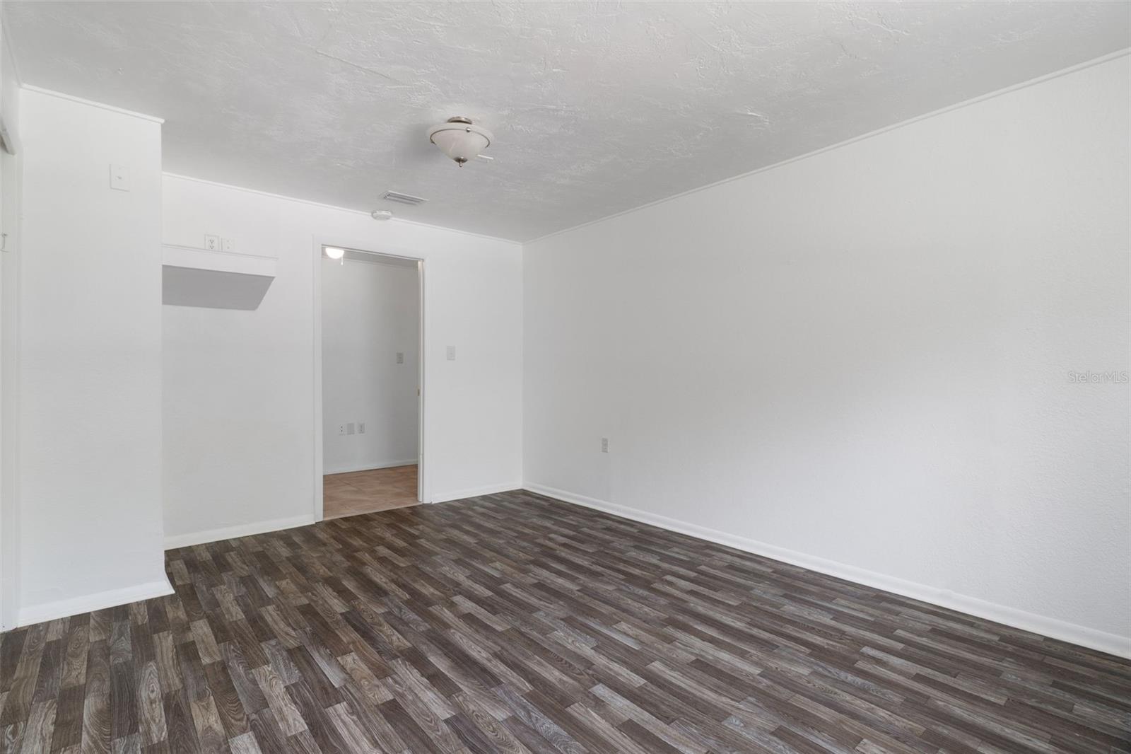 WEEKI WACHEE WOODLANDS - Residential