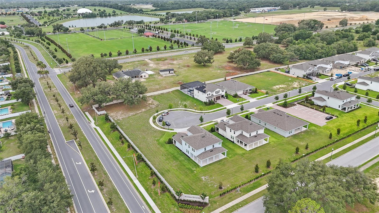 ACUERA ESTATES - Residential