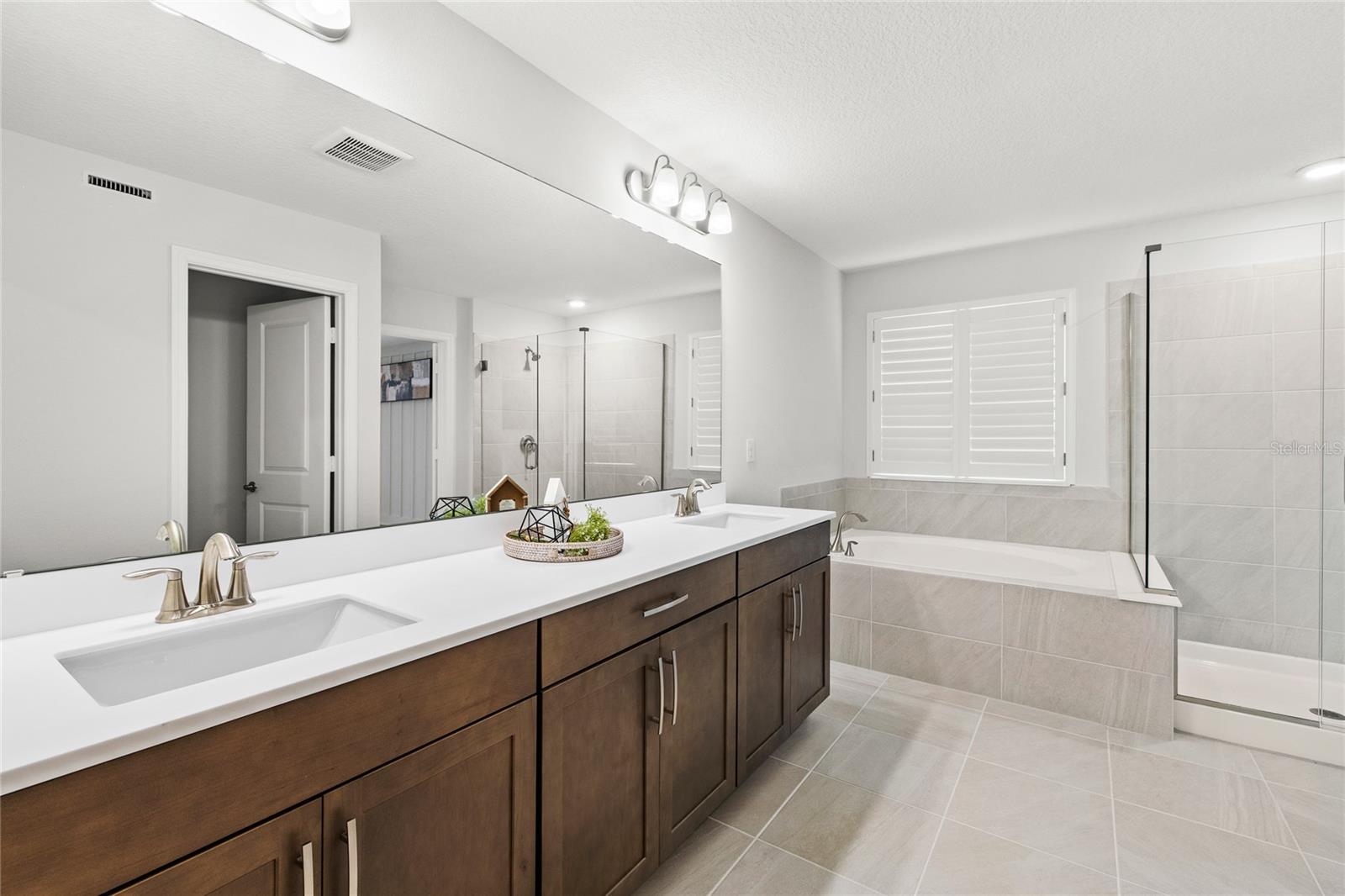 ACUERA ESTATES - Residential