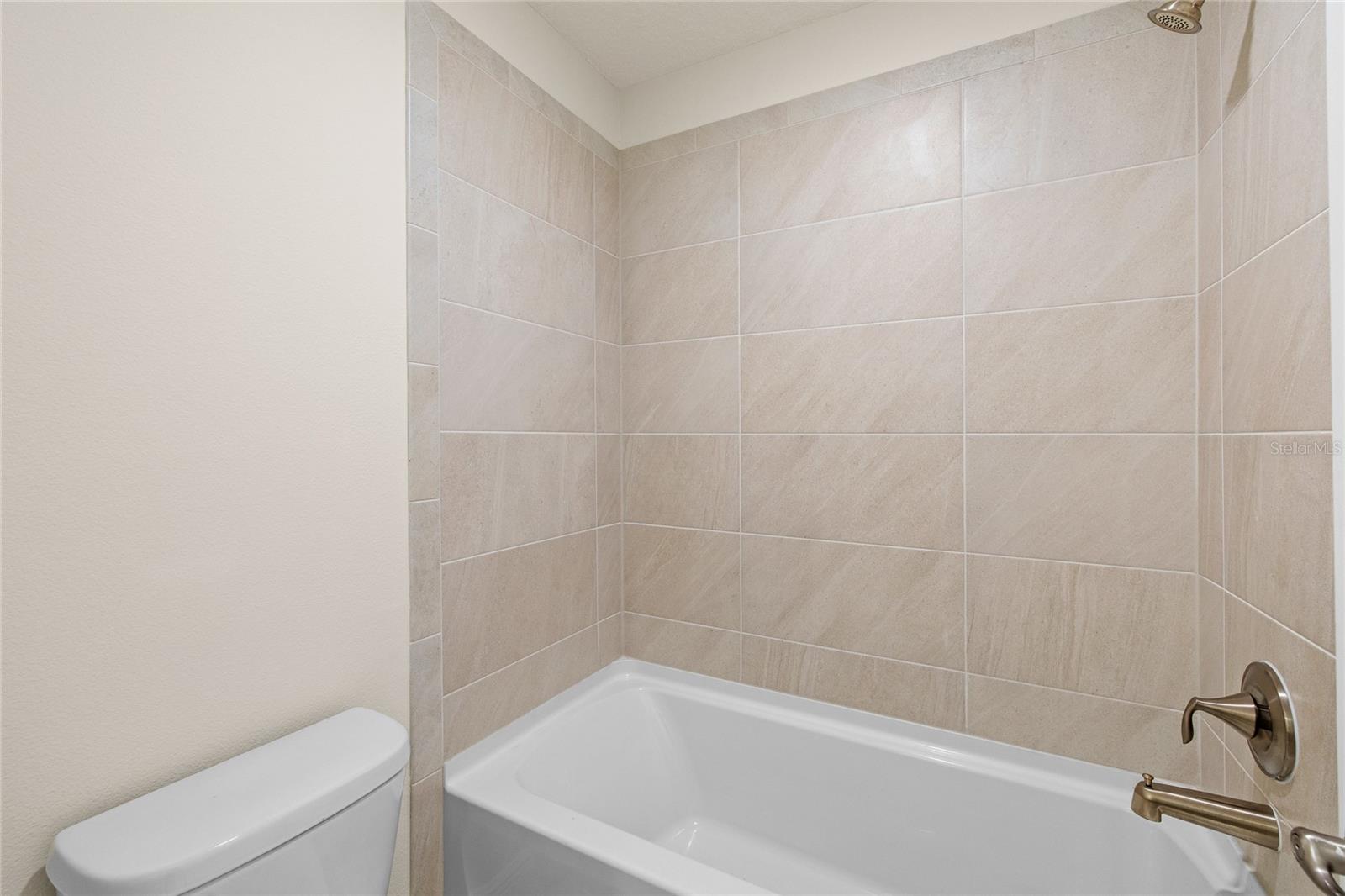 ACUERA ESTATES - Residential