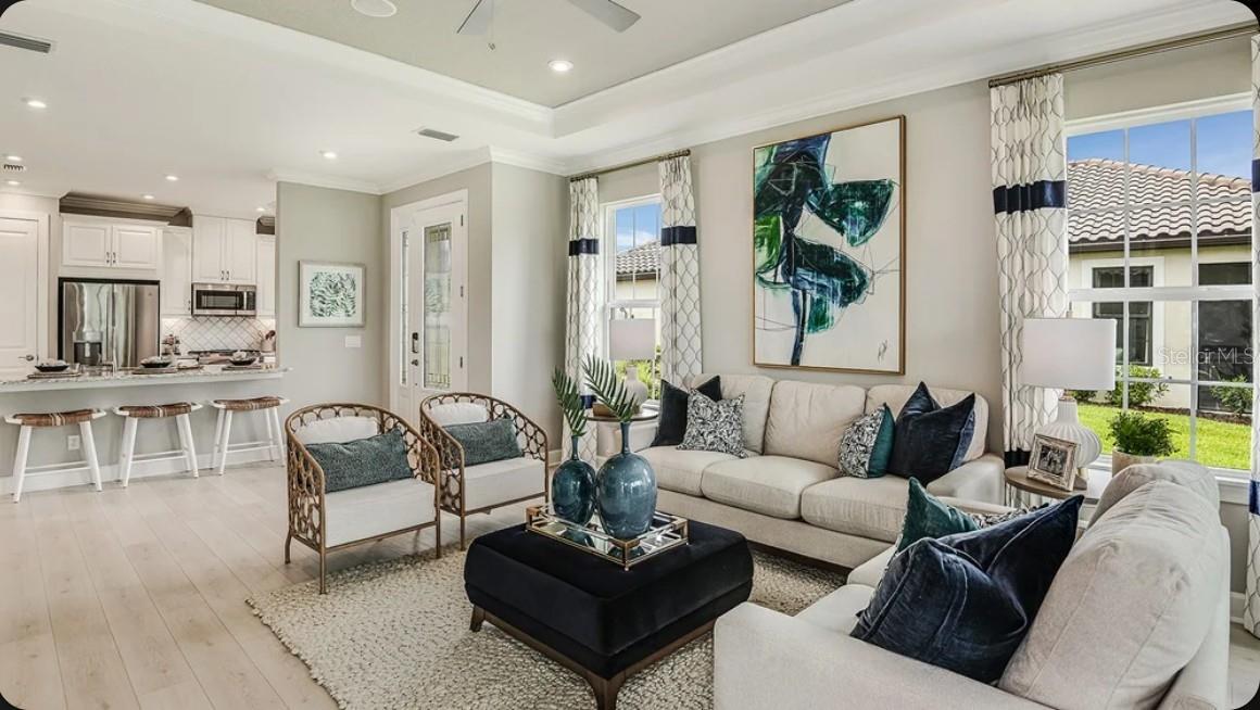 AZARIO ESPLANADE - Residential