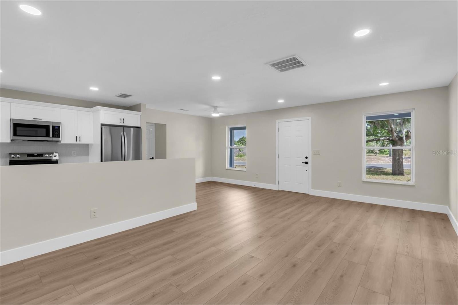 SPRING HILL - Residential