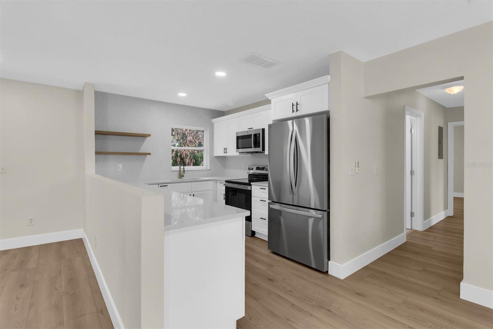 SPRING HILL - Residential