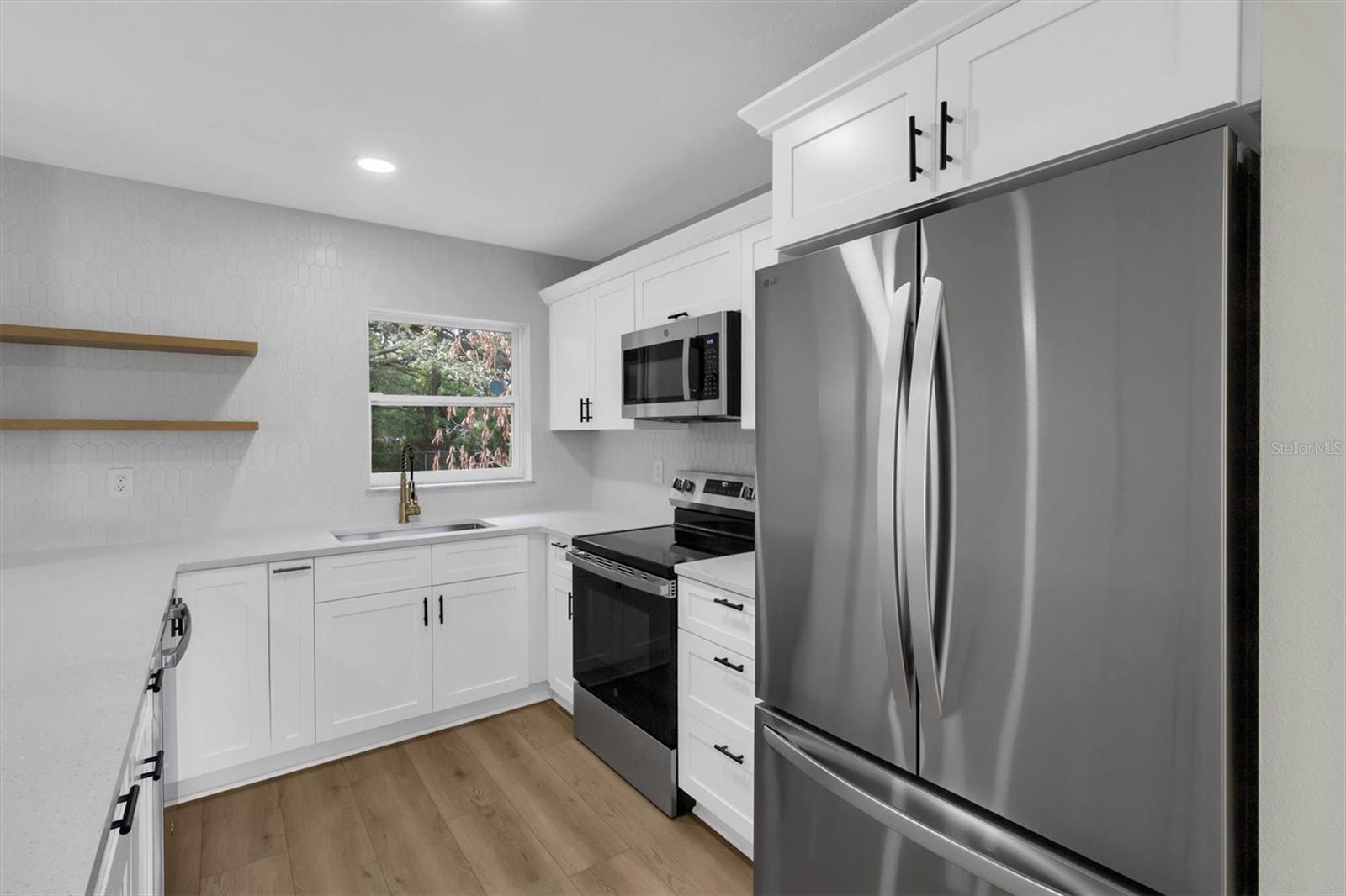 SPRING HILL - Residential