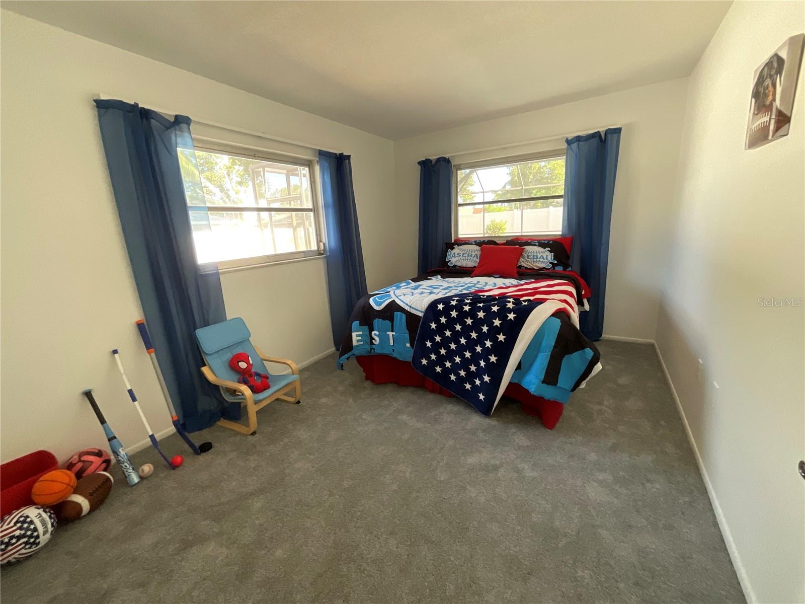 PINE LAKES - Residential