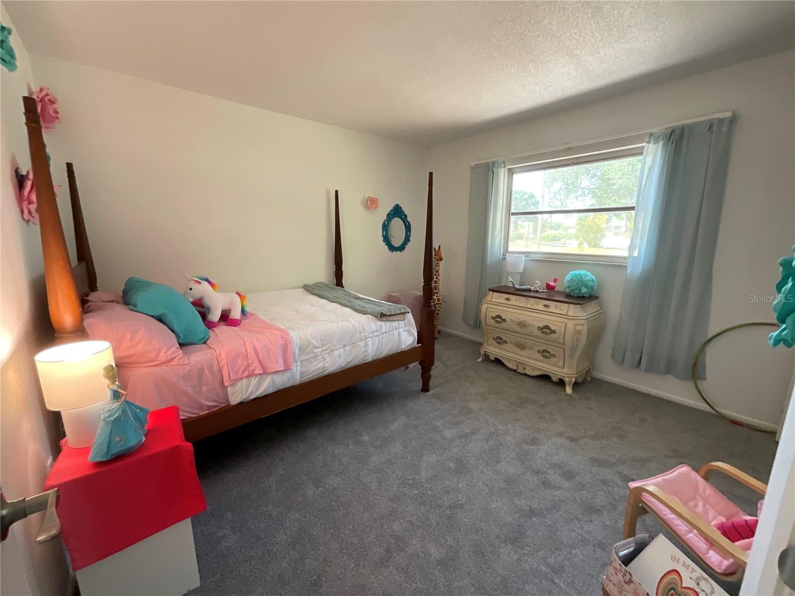 PINE LAKES - Residential