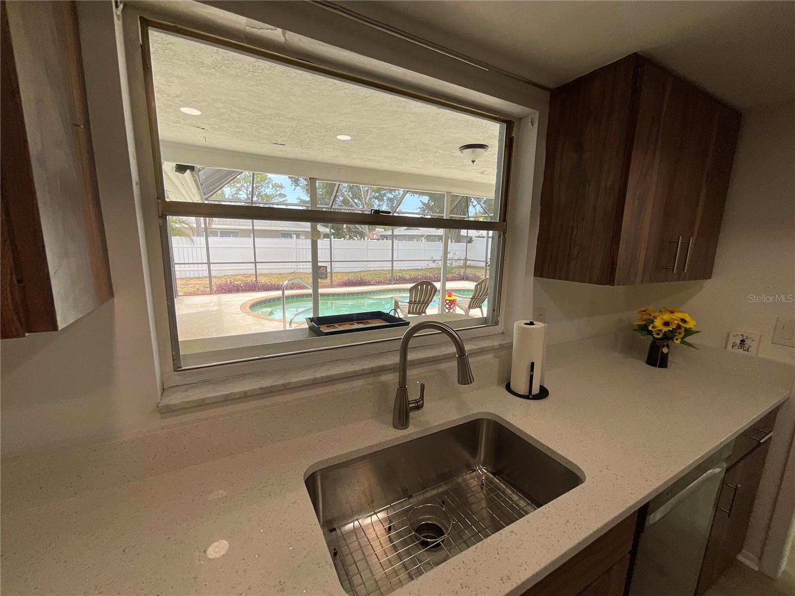 PINE LAKES - Residential