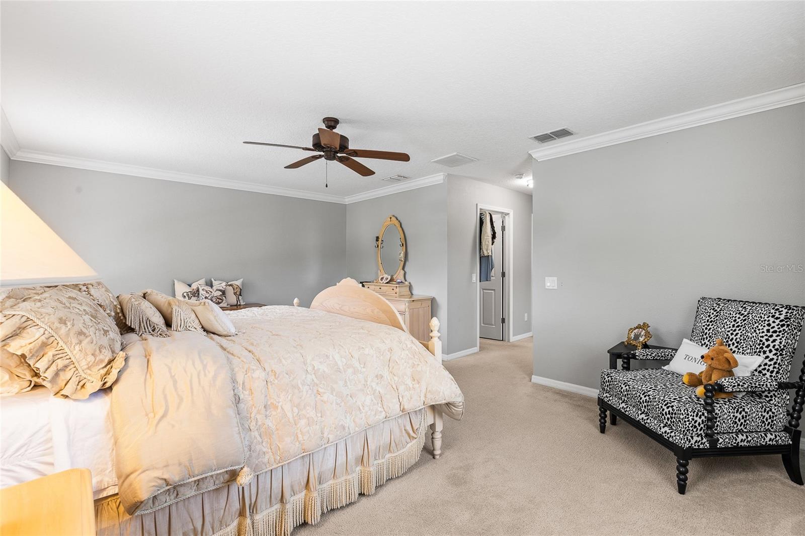 SOUTH HAMPTON - Residential
