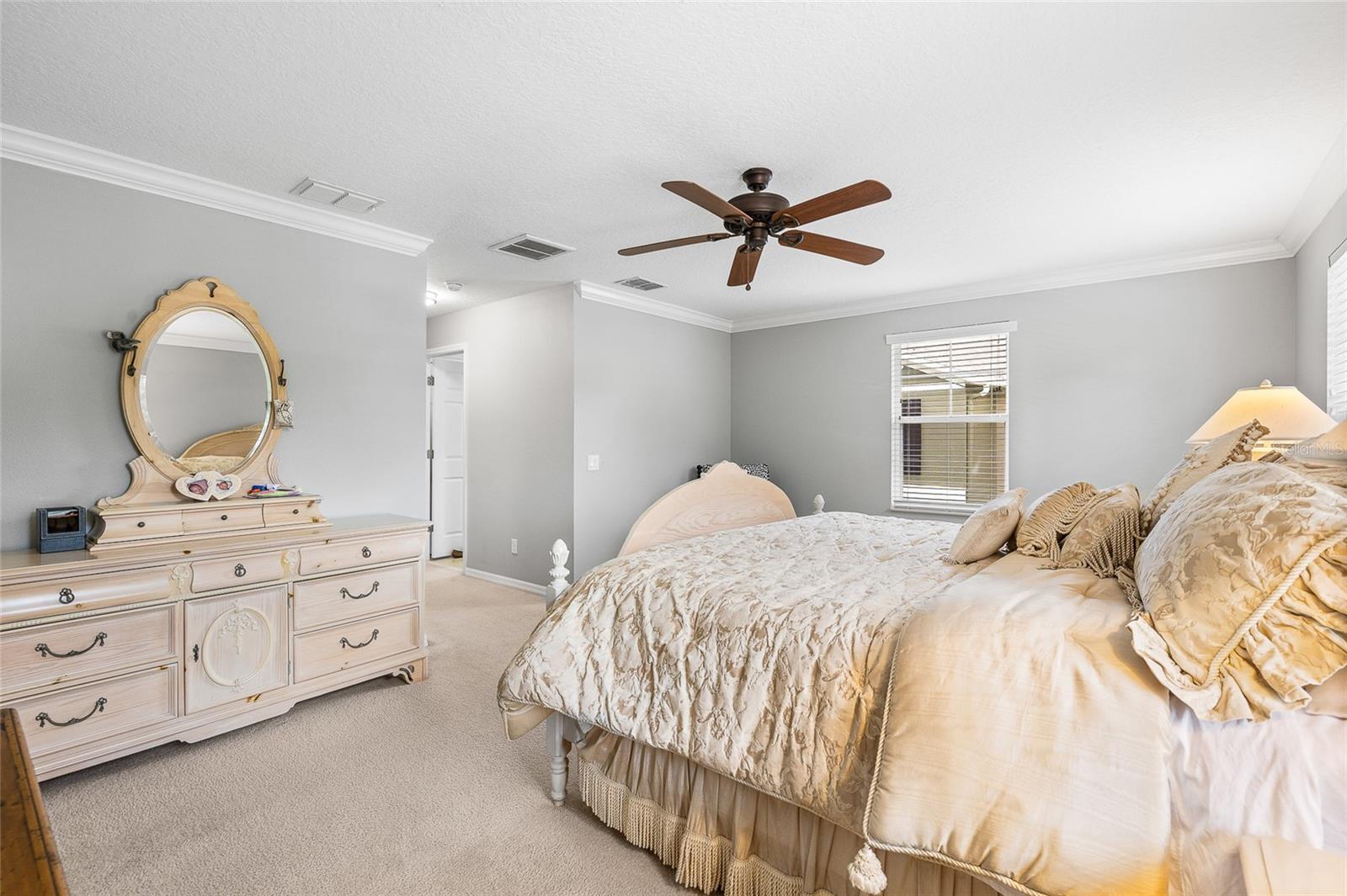 SOUTH HAMPTON - Residential