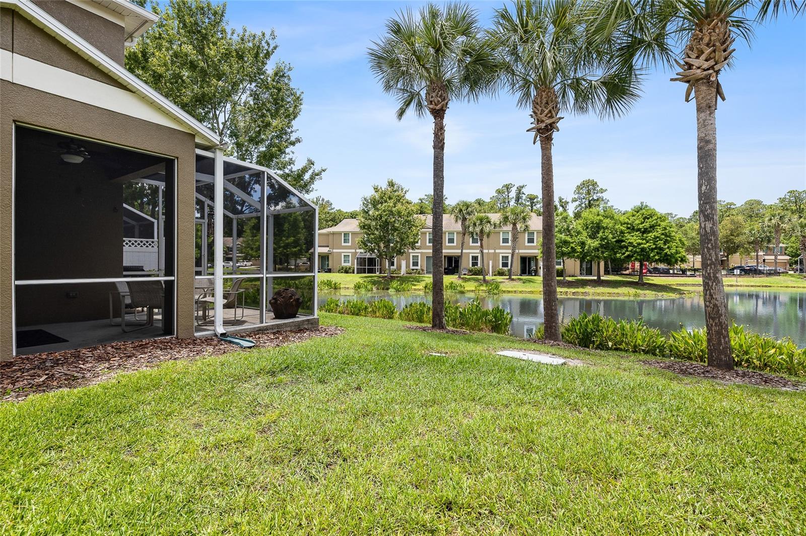 SOUTH HAMPTON - Residential