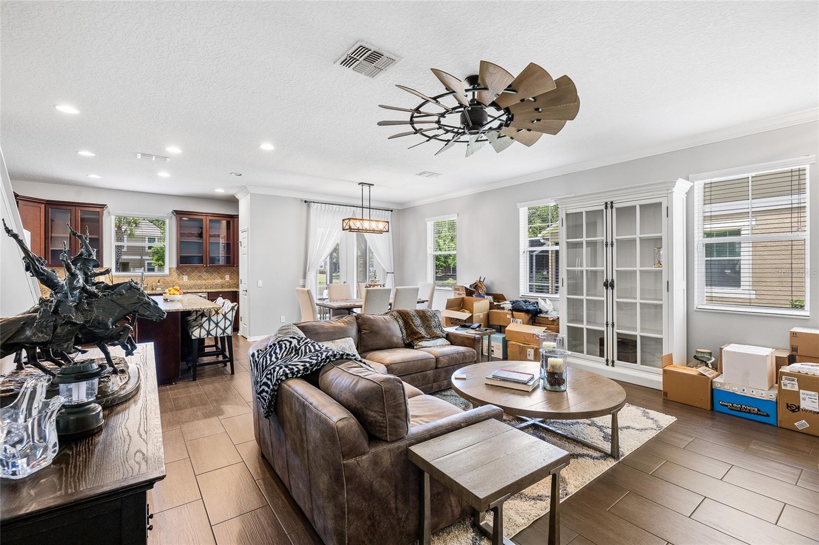 SOUTH HAMPTON - Residential