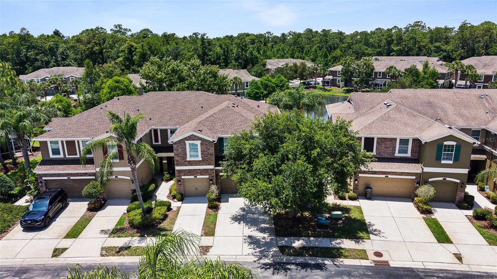 SOUTH HAMPTON - Residential