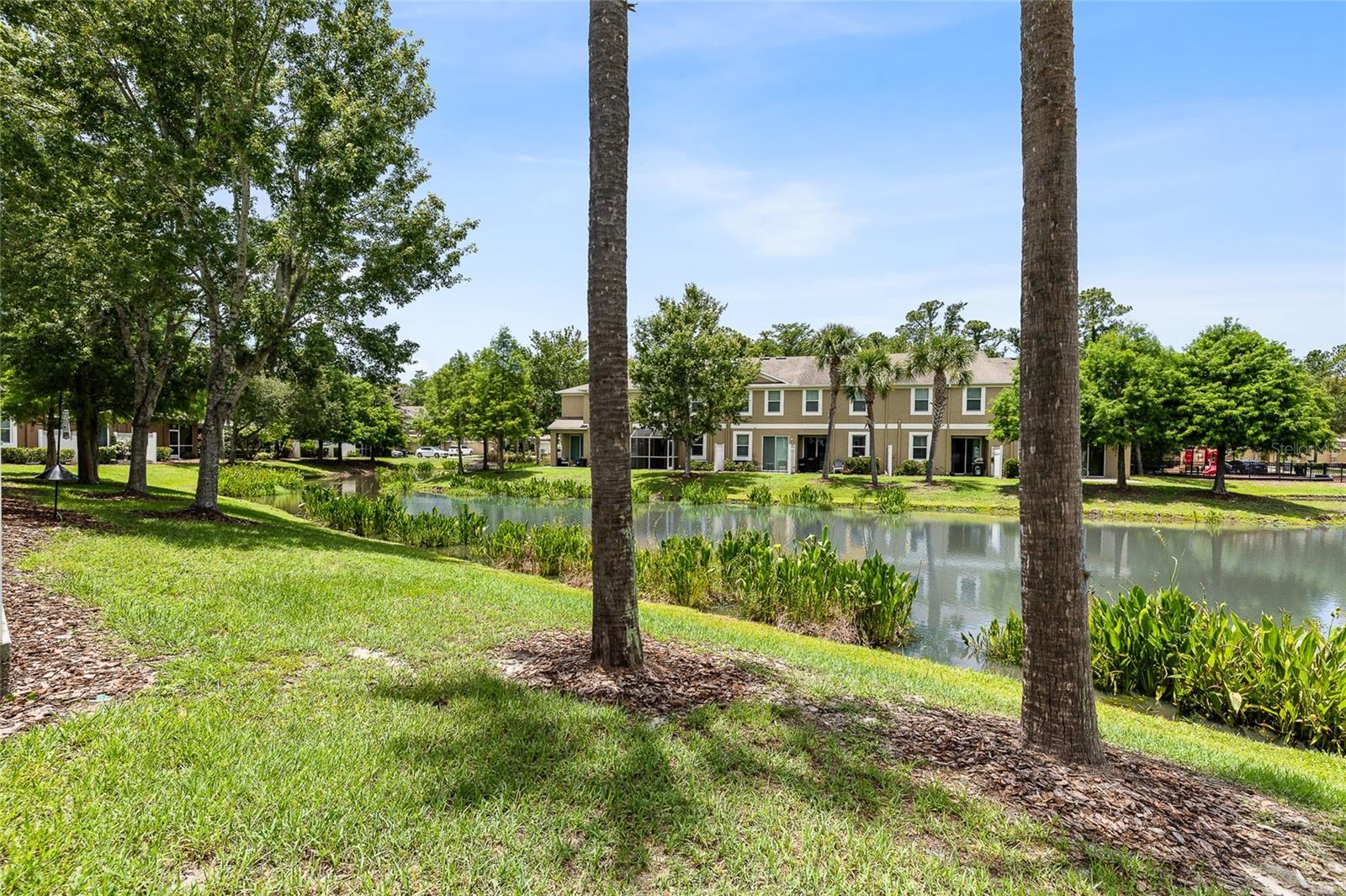 SOUTH HAMPTON - Residential