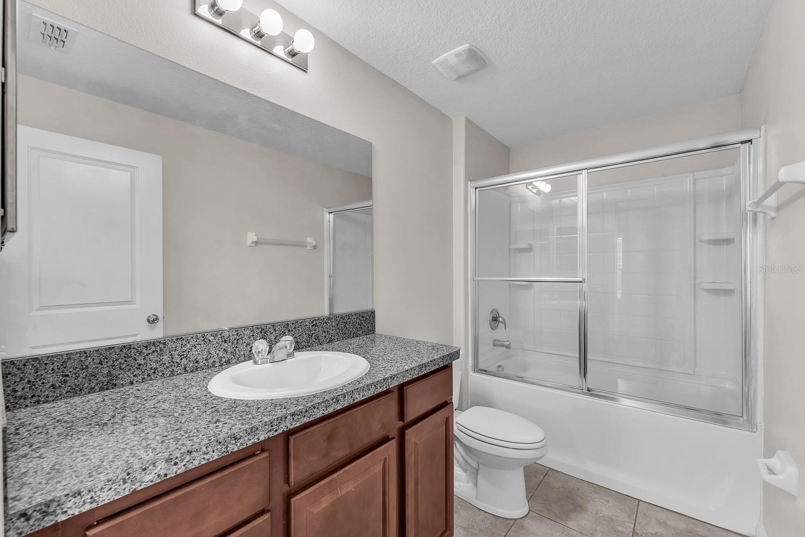 WATERSET PH 3A-1 & WATERSET - Residential Lease