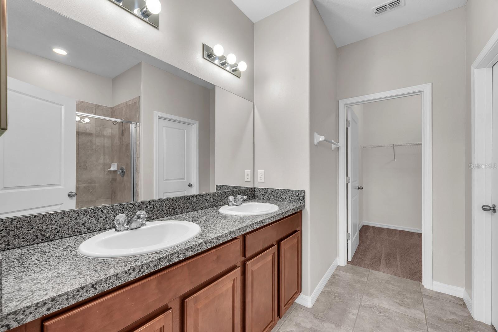 WATERSET PH 3A-1 & WATERSET - Residential Lease