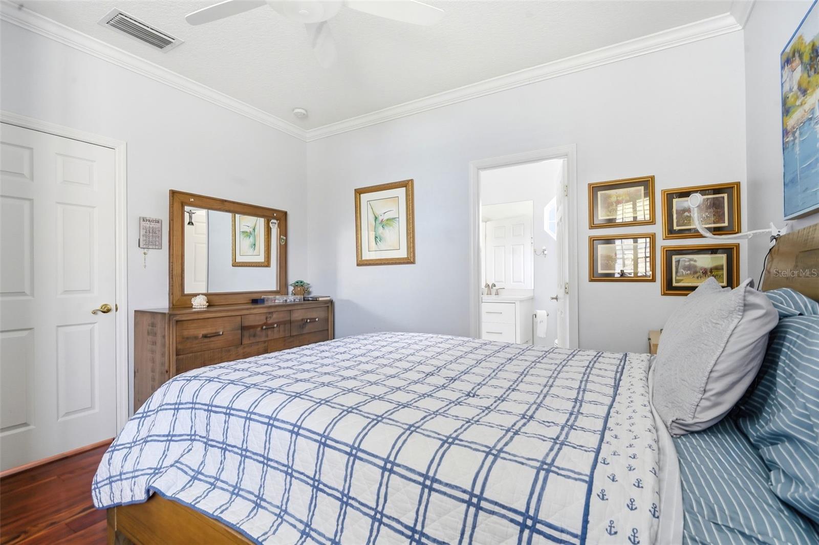VIZCAYA HEIGHTS CONDO - Residential