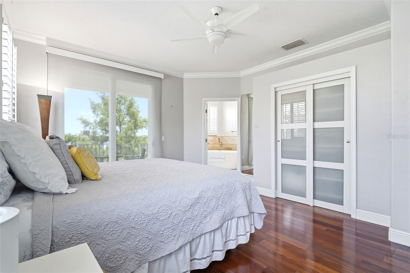 VIZCAYA HEIGHTS CONDO - Residential