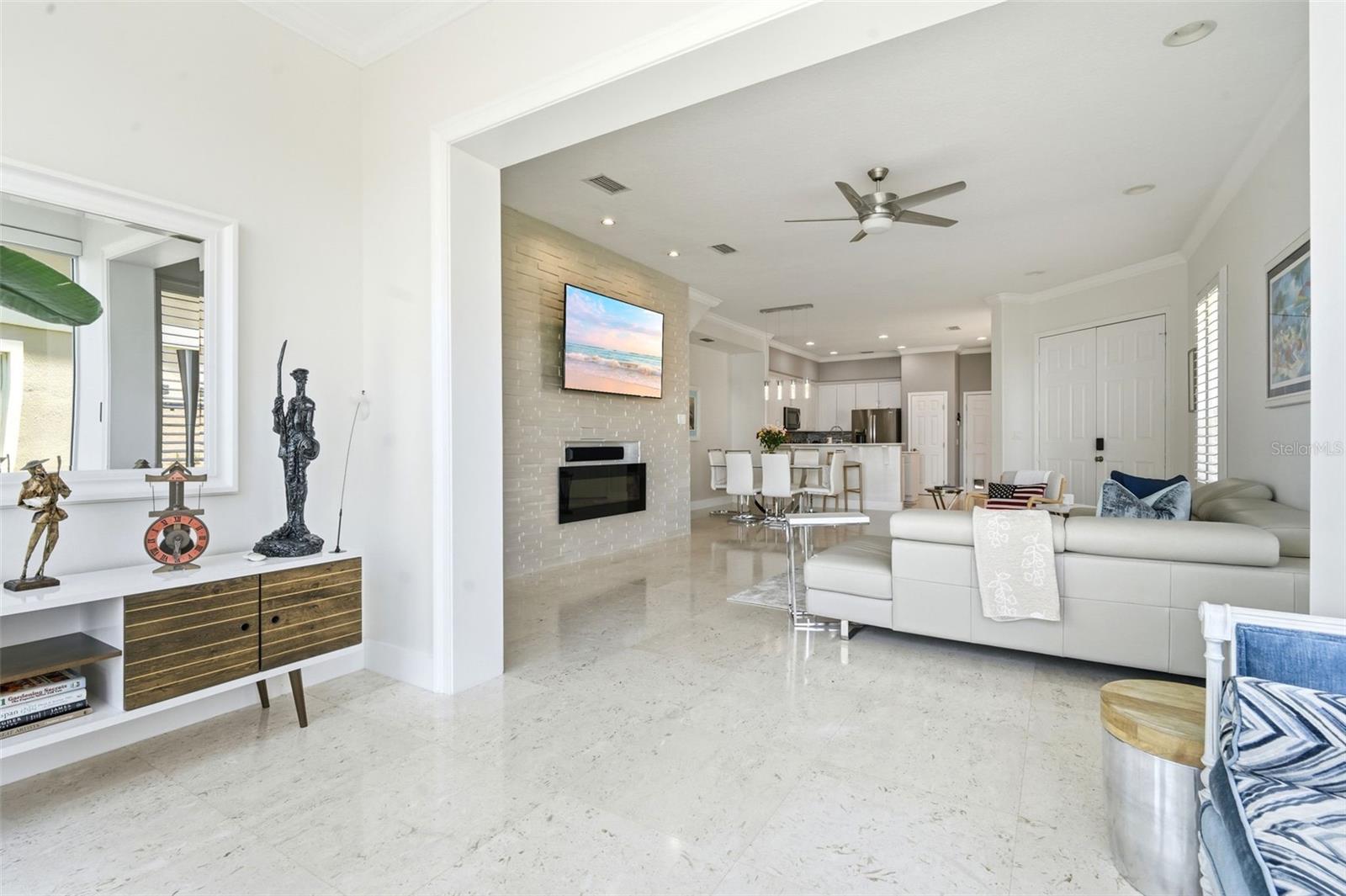 VIZCAYA HEIGHTS CONDO - Residential