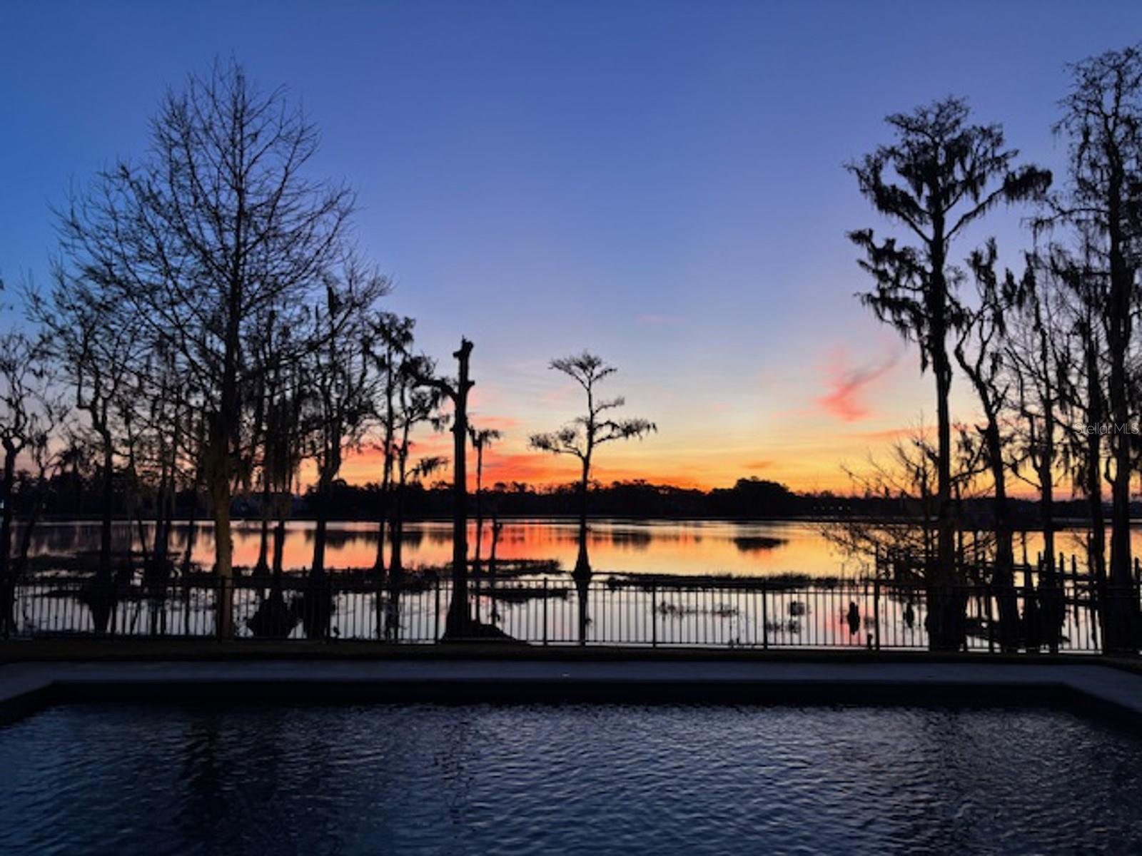 ISLEWORTH - Residential