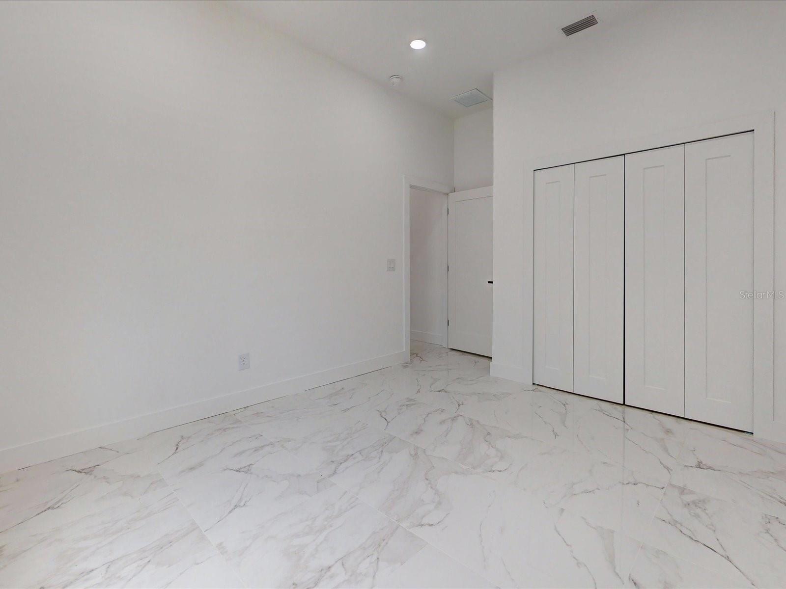 MARION OAKS UN 11 - Residential