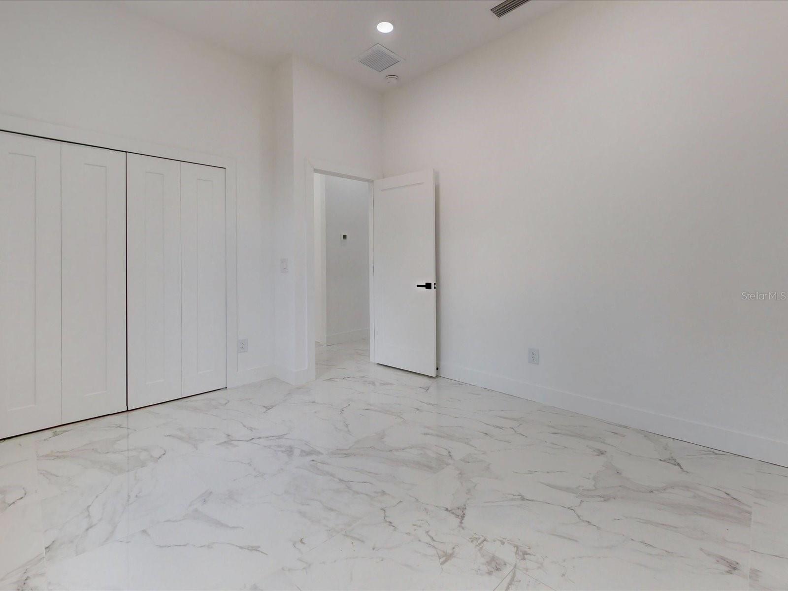 MARION OAKS UN 11 - Residential