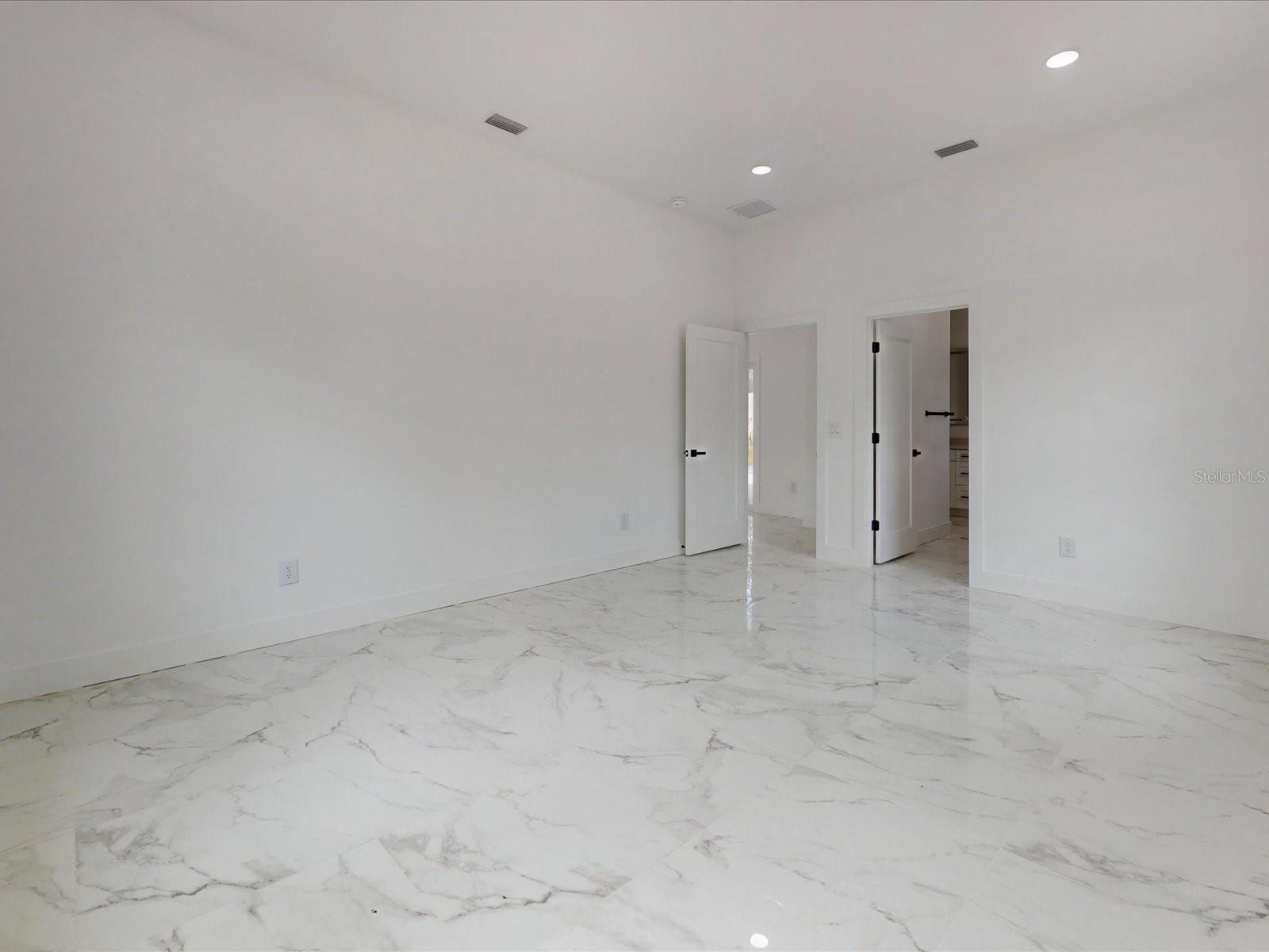 MARION OAKS UN 11 - Residential